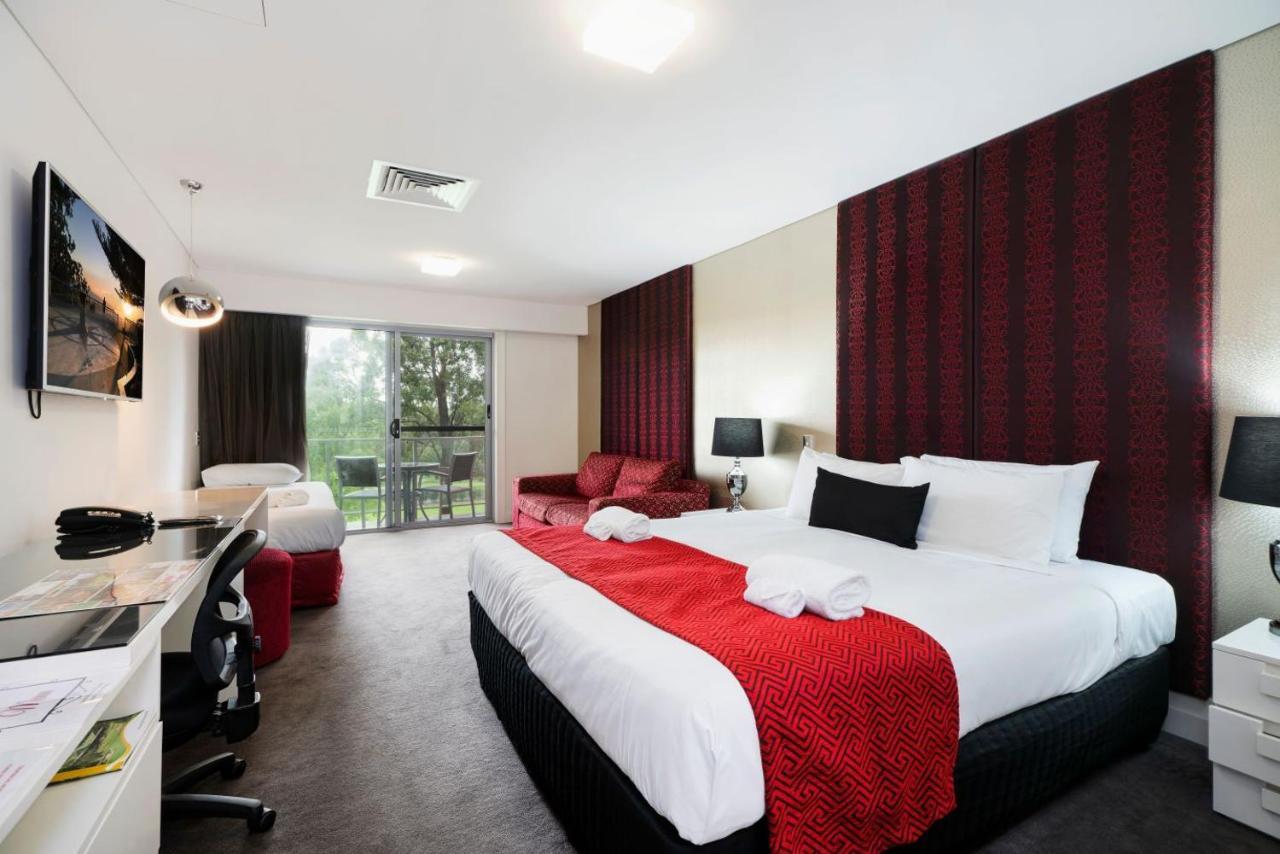 City Golf Club Motel Toowoomba Bagian luar foto