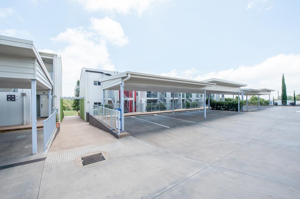 City Golf Club Motel Toowoomba Bagian luar foto